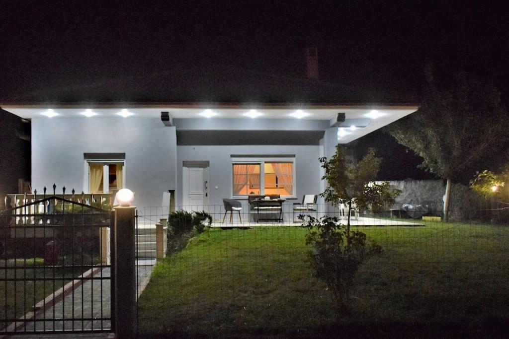 Deppy'S House Κοντά Στα Λουτρά Πόζαρ Lejlighed Chrysi Eksteriør billede